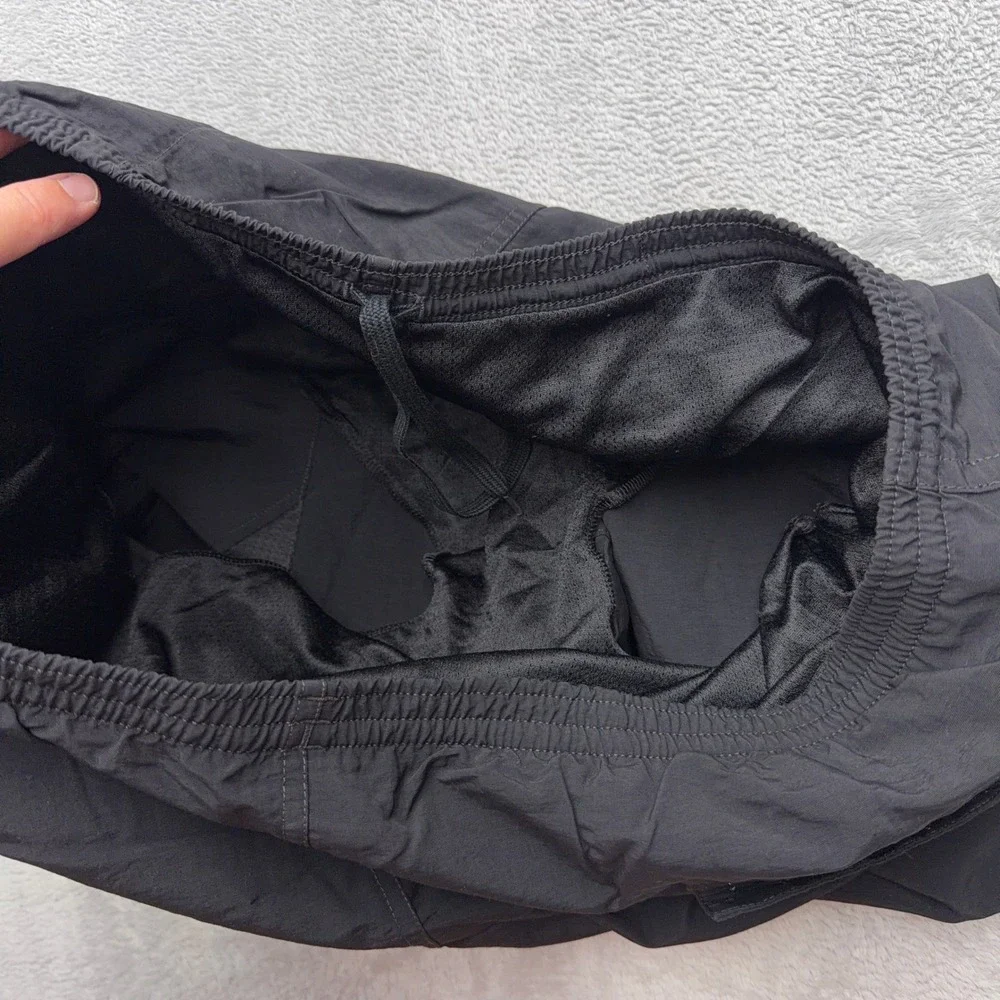 Patagonia Shorts Mens XL Black Baggies 5 Inseam Nylon Mesh Lined P-6 Logo Pocket